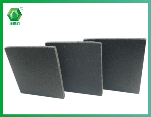 鹽城綠寶石新型墻體材料有限公司，綠寶石石墨改性水泥基保溫板，綠寶石碳硅無機保溫板，石墨改性水泥基保溫板的制作工藝 
